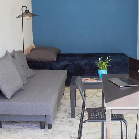 Studio With Terrace And Sea View, 10 Min To The Beach Nice Buitenkant foto