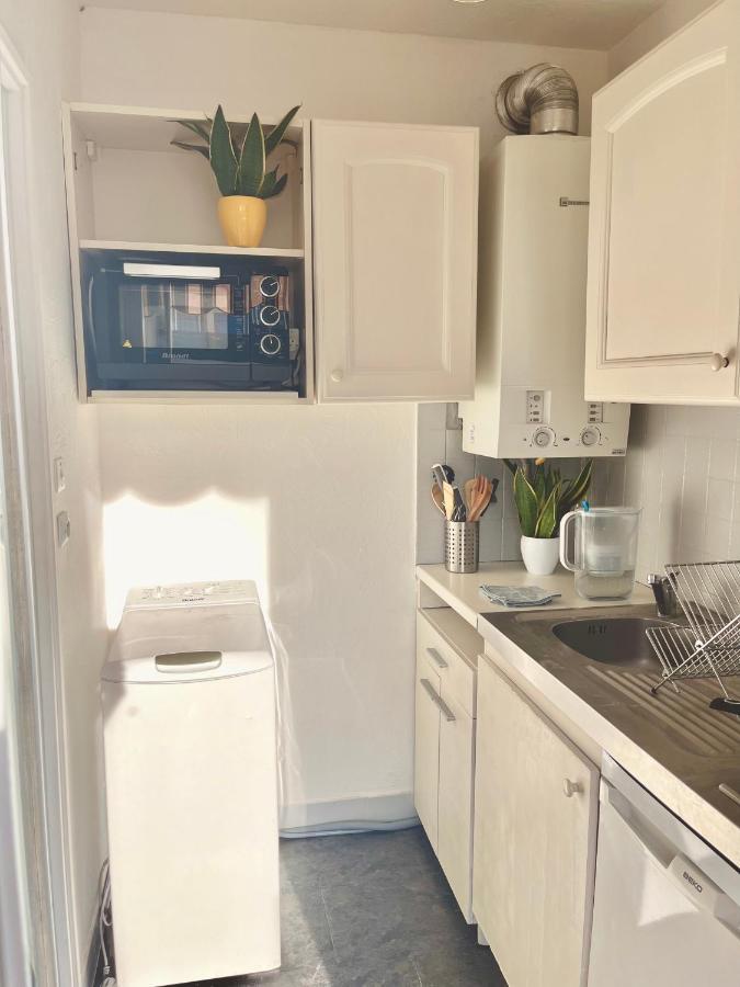 Studio With Terrace And Sea View, 10 Min To The Beach Nice Buitenkant foto